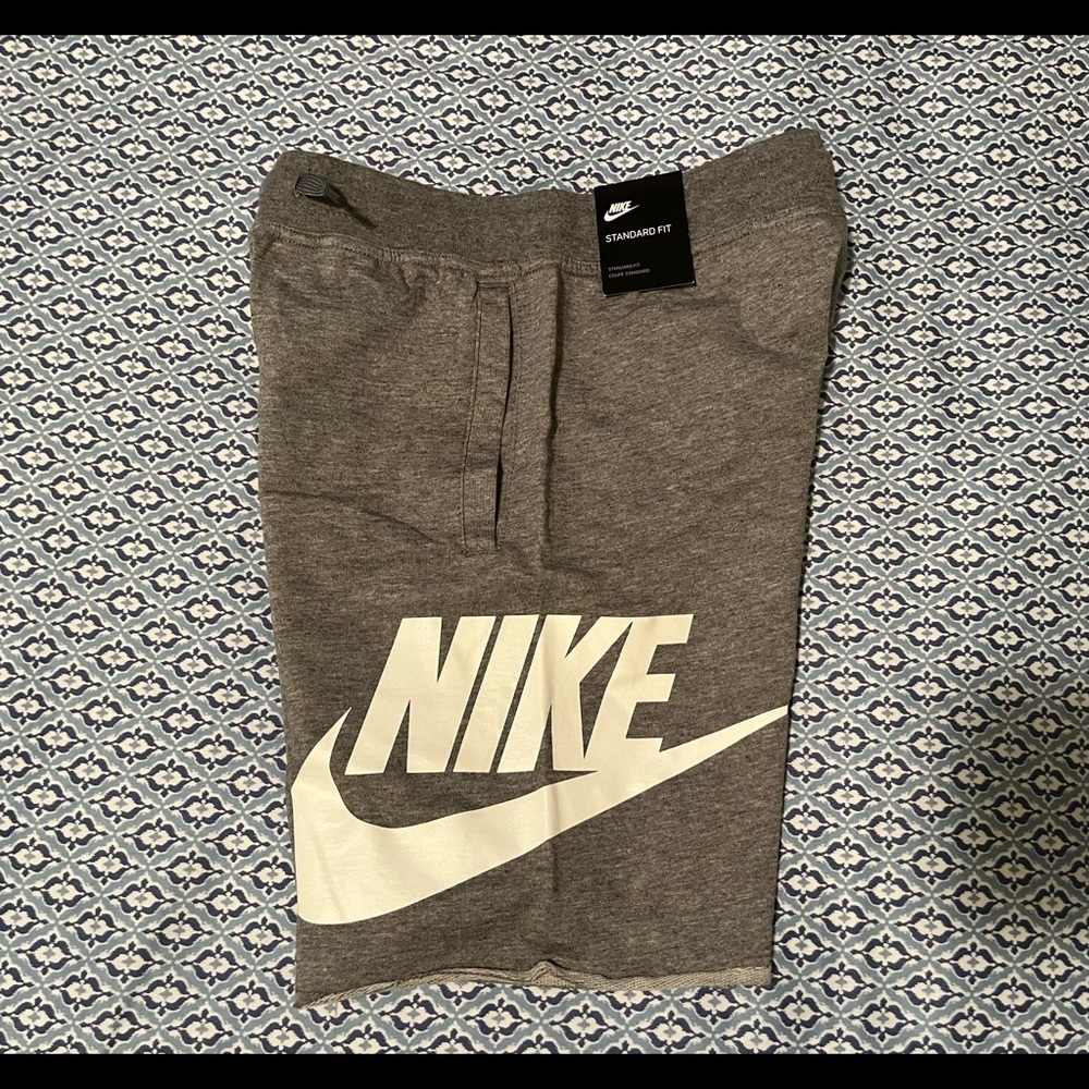 (2) pair Sz S Nike shorts gray pair NWT